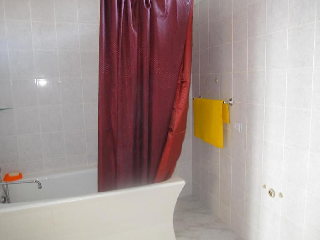 Tlt Guest House Telavi Habitación foto
